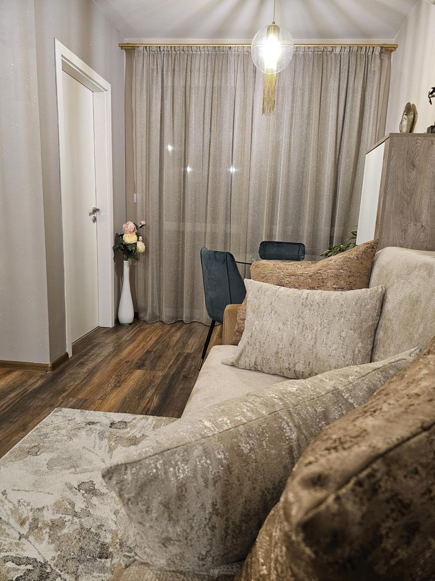 Bright Inn - Holiday & Business Apartment София Екстериор снимка