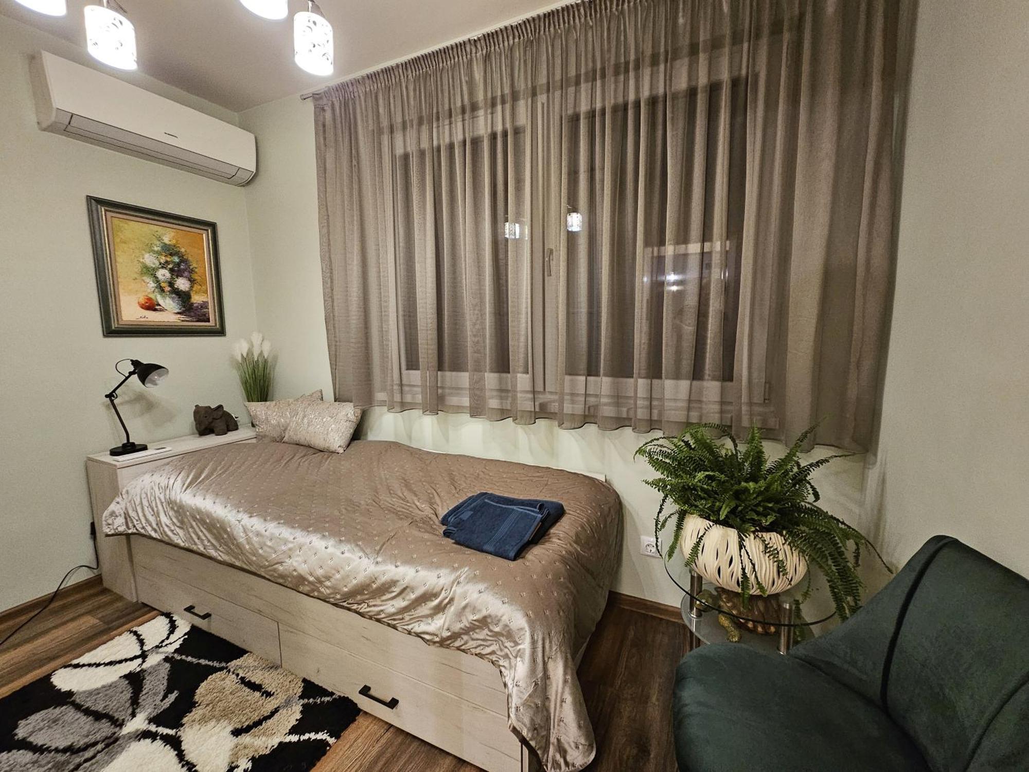 Bright Inn - Holiday & Business Apartment София Екстериор снимка