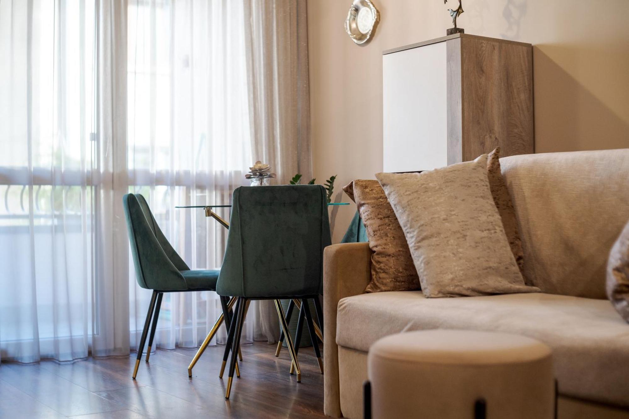 Bright Inn - Holiday & Business Apartment София Екстериор снимка